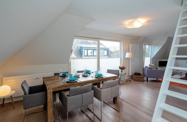 Sylt is a valuable habitat and a soothing vacation spot, a paradisiacal realm of peace and tranquillity.