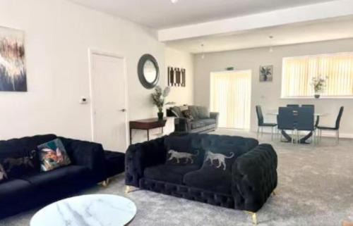 Syster Properties Leicester LE3 Stay with Free Parking Peaceful Area at Sangha walk