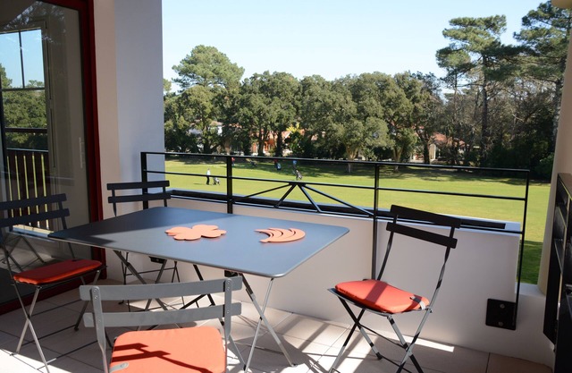 T3 STANDING APARTMENT ON GOLF COURSE