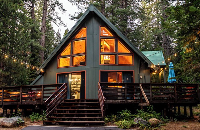 Tahoe National Forest, Dog-Friendly, Game Room, Large Deck, Centrally Located