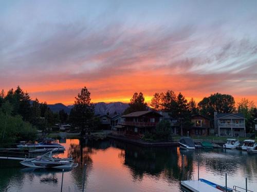 Tahoe Waterfront Condo with Boat Dock