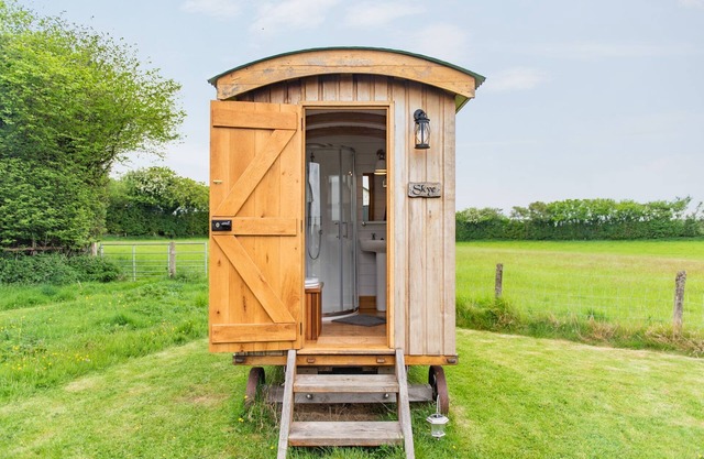 Take Time Shepherd's Huts by Bloom Stays - two eco shepherds huts