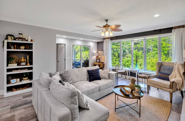 Tall Ship 304 in Keowee Key