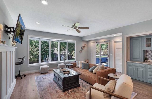 Tall Ship Condo #220 in Keowee Key