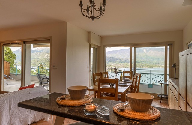 TALLOIRES- Terrasses de l'Hermitage, Pool & View