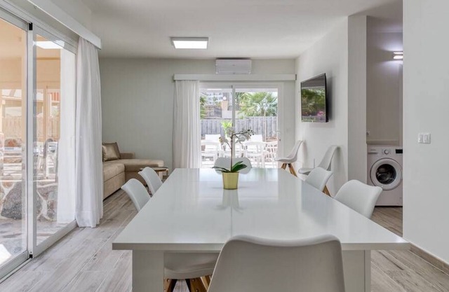 Taurito Villas with Jacuzzi