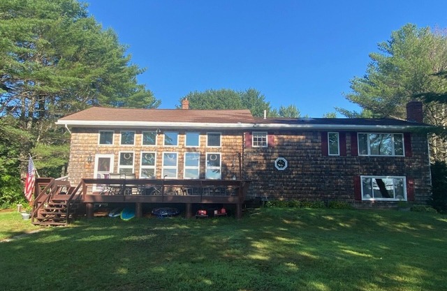 Taylor Pond Lake House with Private beach