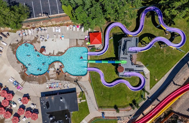 Tee Time Terrace - Cozy Family Condo near Attractions. Pet Friendly!