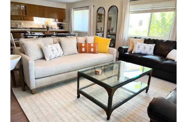 Tehachapi Home Away From Home plus Hot Tub