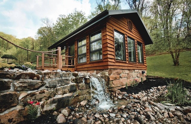 Terrapin Hideaway's Pond Slider Studio Cabin, Hocking Hills Logan Laureville Rockbridge Studio Cabin.