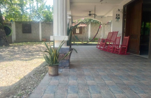 Terrific 3-bedroom house with AC in El Progreso