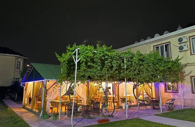 Tes Hotel