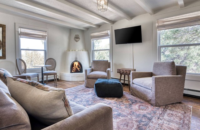 Tesuque Outpost |Casita E | Best views in Santa Fe