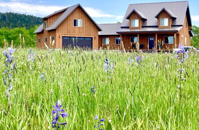 “Teton View Ranch”New Yellowstone Getaway now available!