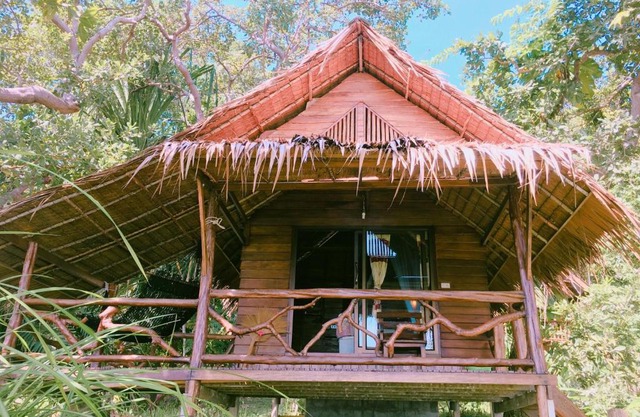 Tha Khao Bay View Bungalow