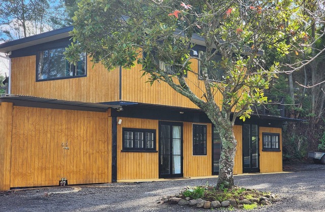 Thames River Valley Studio Retreat 1