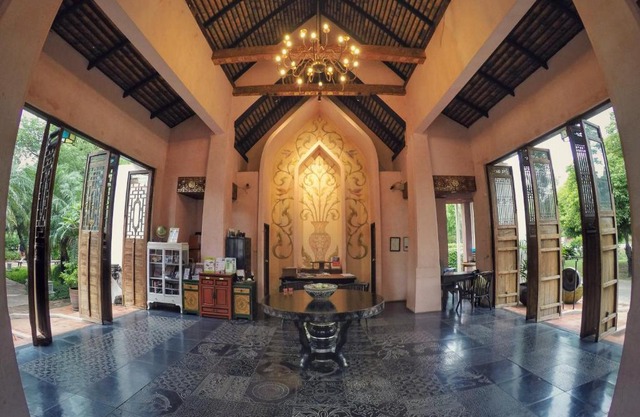 Tharaburi Resort