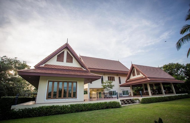 Thararin Villa