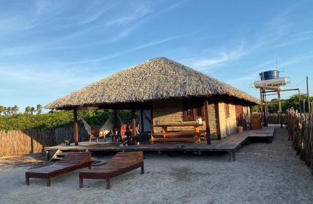 Thatched Cottage High Standard In Maranhenses Sheets