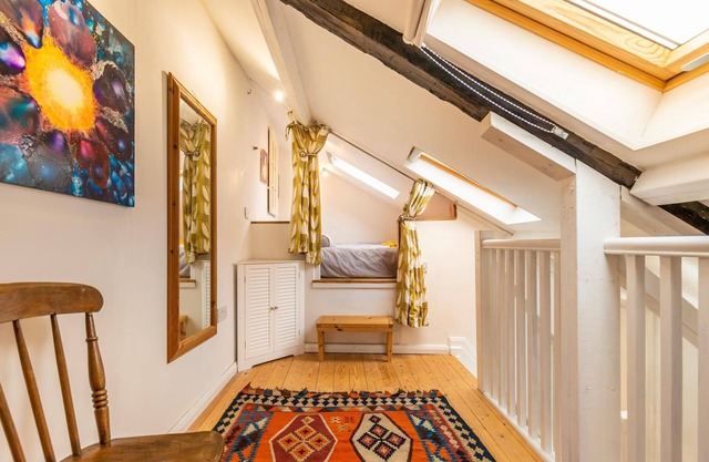 The Artists Workshop | Quirky 2-Bedroom Annex in Norwich City Centre