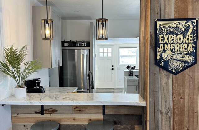 The Basecamp - all you need in one cute house! NO cleaning fee!