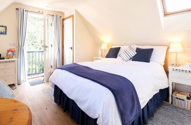 The Bay Tree Studio - sleeps 2 guests in 1 bedroom