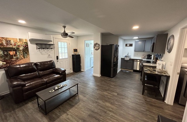 The Bear Den - Jasper GA