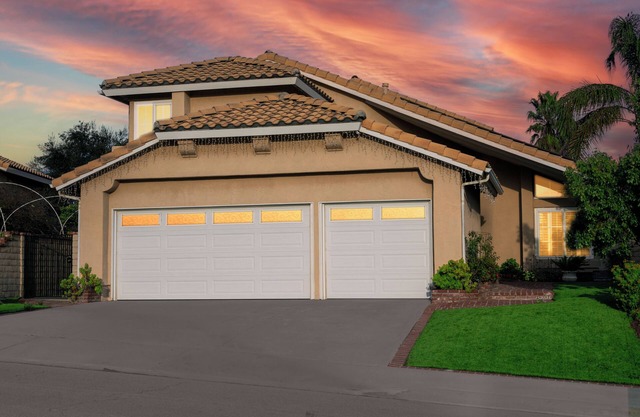 The Best View in The City! Six Flags! Castaic Lake!