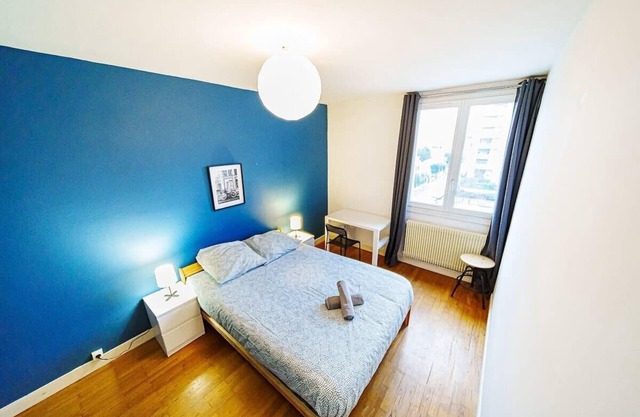 The Billon-Spacious 8 people balcony-Metro Gratte Ciel