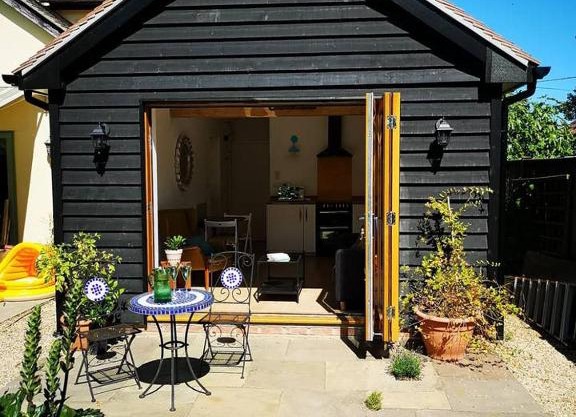 The Bird House at Woodburn Cottage