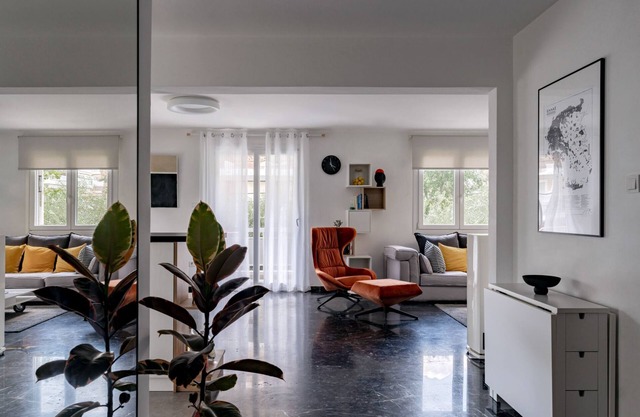 The Black Marble - Sea View/2BR/1,5BA