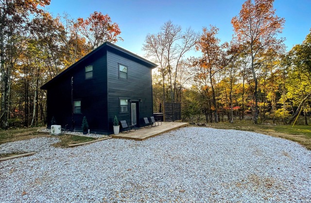 The Bored Doe 1 mi to DeGray Lake