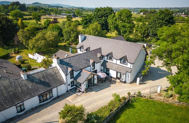 The Briers Country House