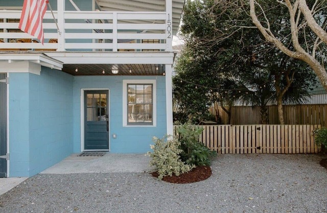 The Bungalow Lounge S