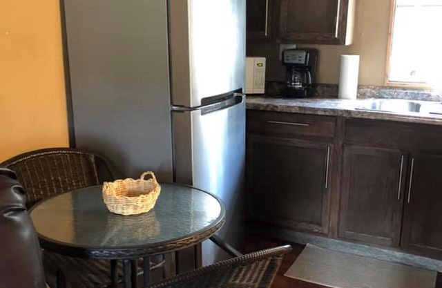 The Cabin.a cozy little retreat