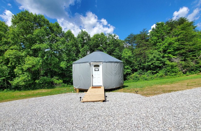 The Cardinal 20ft Yurt