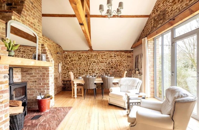 The Cart Lodge - relaxing rural spa break