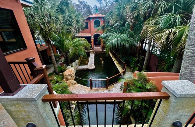 The Casita is a stunning villa in a tropical oasis in historic downtown DeLand.