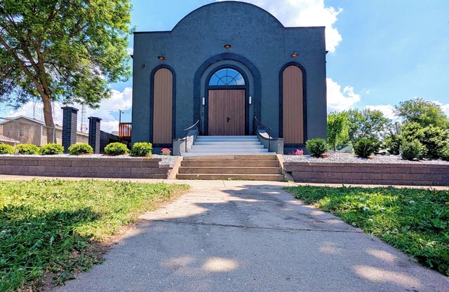 The Chapel - A Unique Space to Gather and Relax; 4 bedrooms; 17 parking spaces