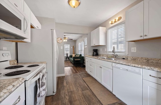 The Cozy Bellows Retreat for 4