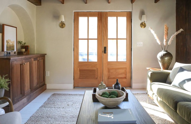 The Creek House - A Restored Historic Cottage on the NCR Rail Trail