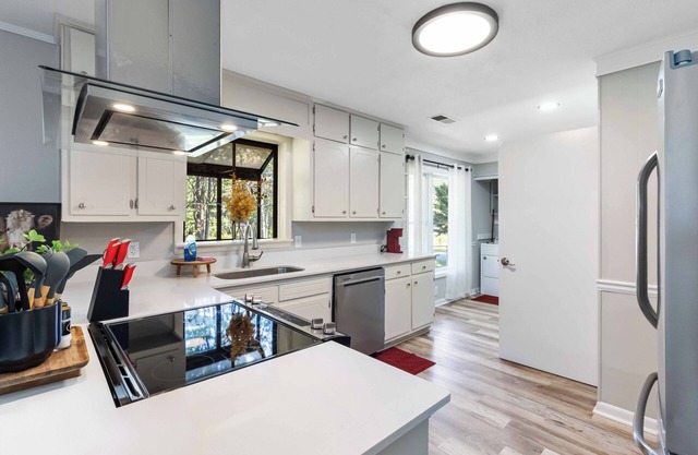 The Dawg House Pet-Friendly 4Br 2 Bath Near UGA & Ga Club