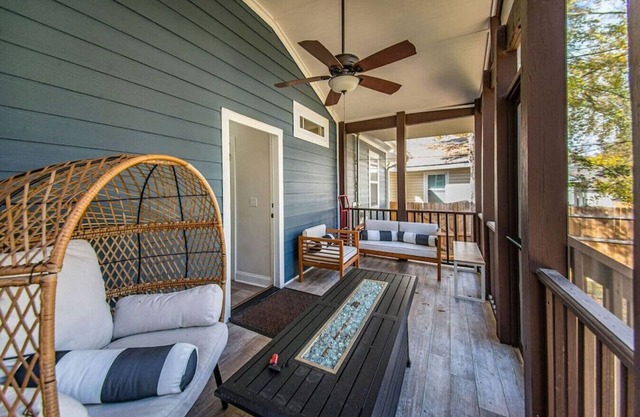 The Downtown Chalet w/Fenced Backyard