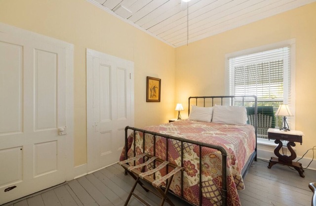 The Downtown Historic Island Hotel