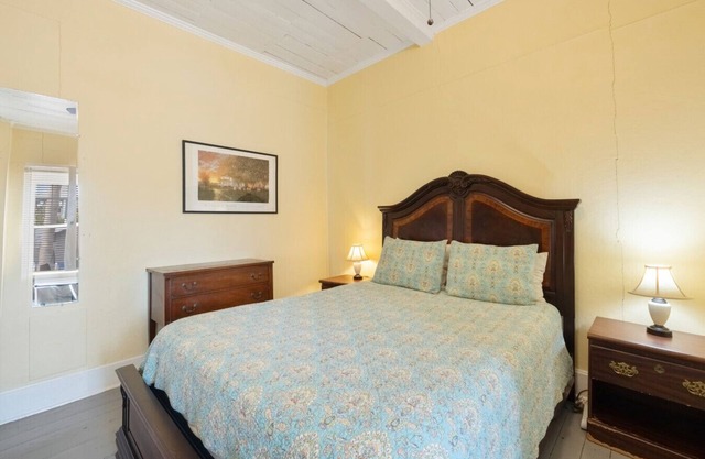 The Downtown Historic Island Hotel