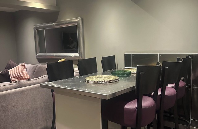 The Duplex Hideout Apartment (Sleeps 6)