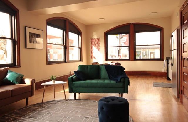 The Exchange 11 | Historic Bldg, 1 BR, Dwntwn