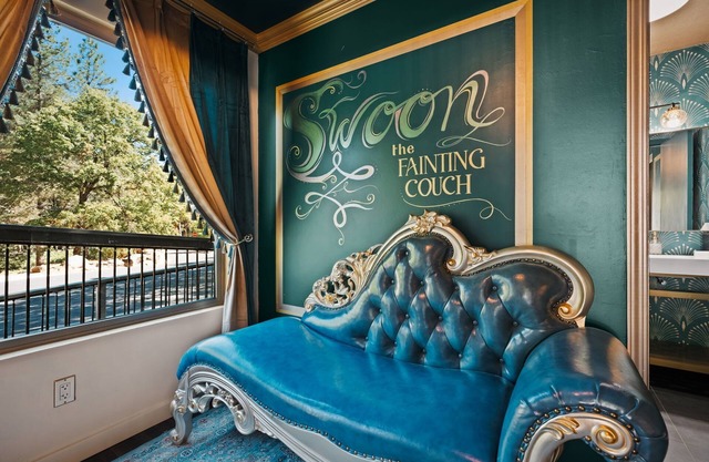 The Fainting Couch Boutique Hotel Entire Place