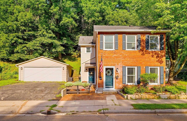 'the Fiveten Federal' - Downtown Galena Gem!