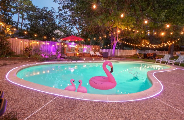 The Flamingo House - Family Fun Timen